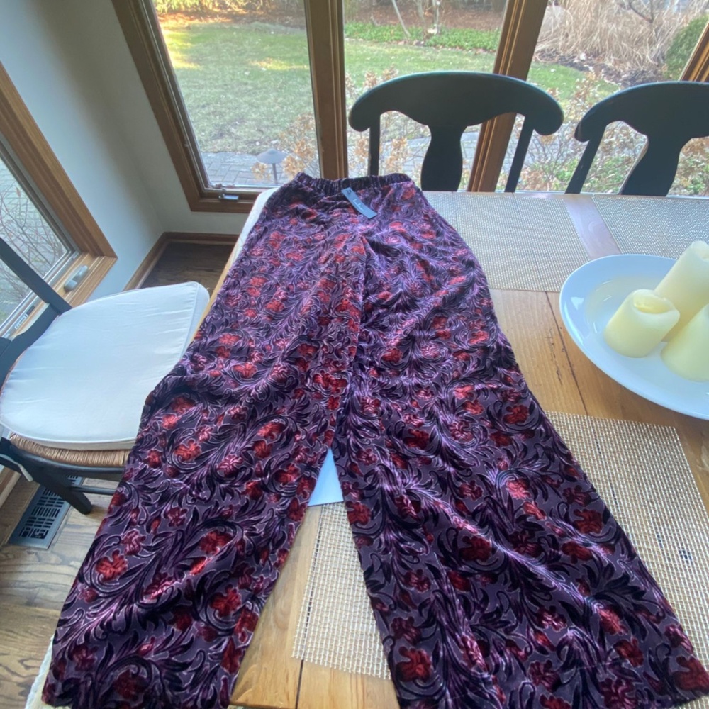 Purple Floral Lulus Pants - Picture 4 of 5
